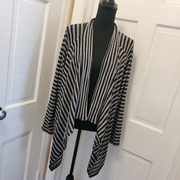 Ellen Tracy Black & Gray Striped Lightweight Open front Cardigan size Large - Picture 1 of 10